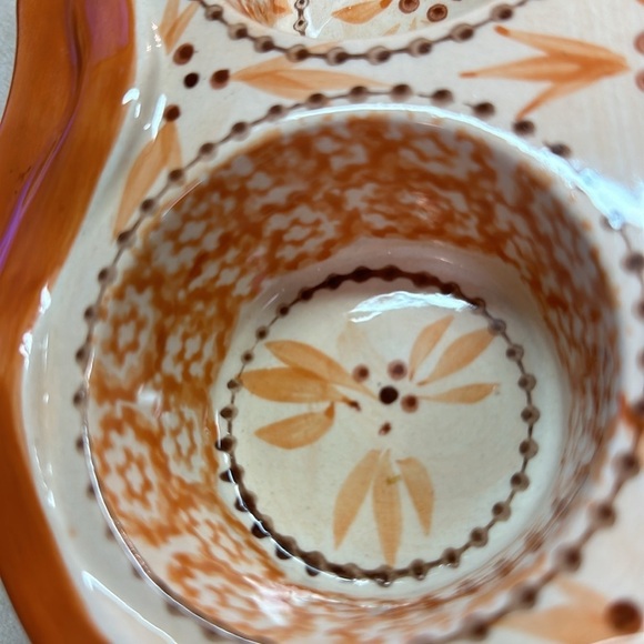 Temptations Old World Red Orange Muffin Tin Tray With Metal Rack EUC - Picture 5 of 9